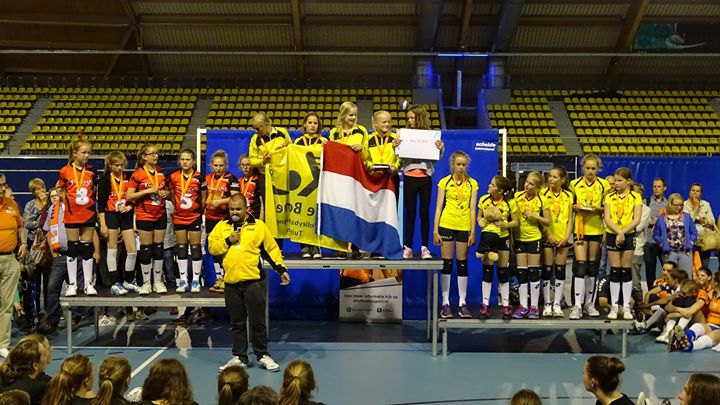 DE BOEMEL CMV NEDERLANDS KAMPIOEN. 