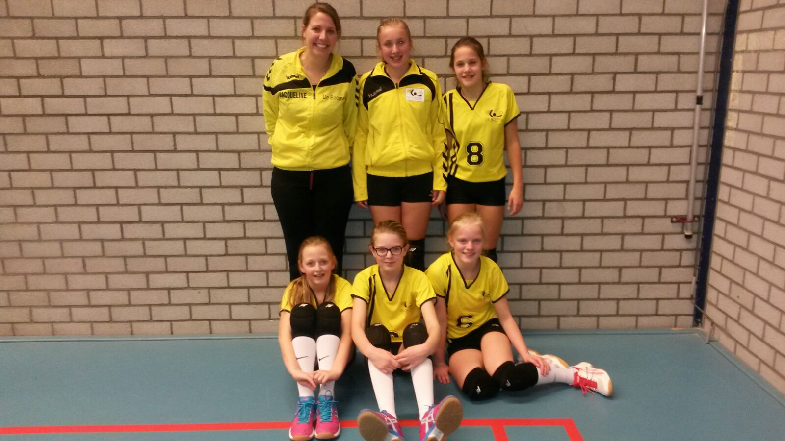 Meisjes CMV naar halve finale NOJK