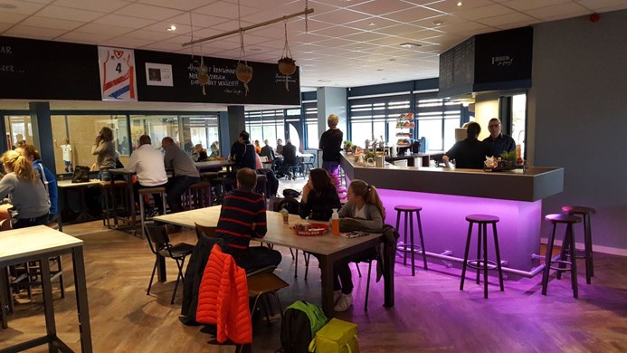 zaal8