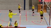 coach Inge geeft aanwijzngen NOJK
